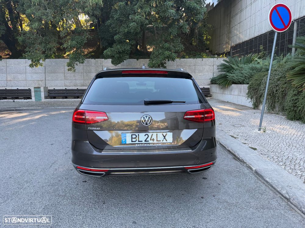VW Passat Variant - 12