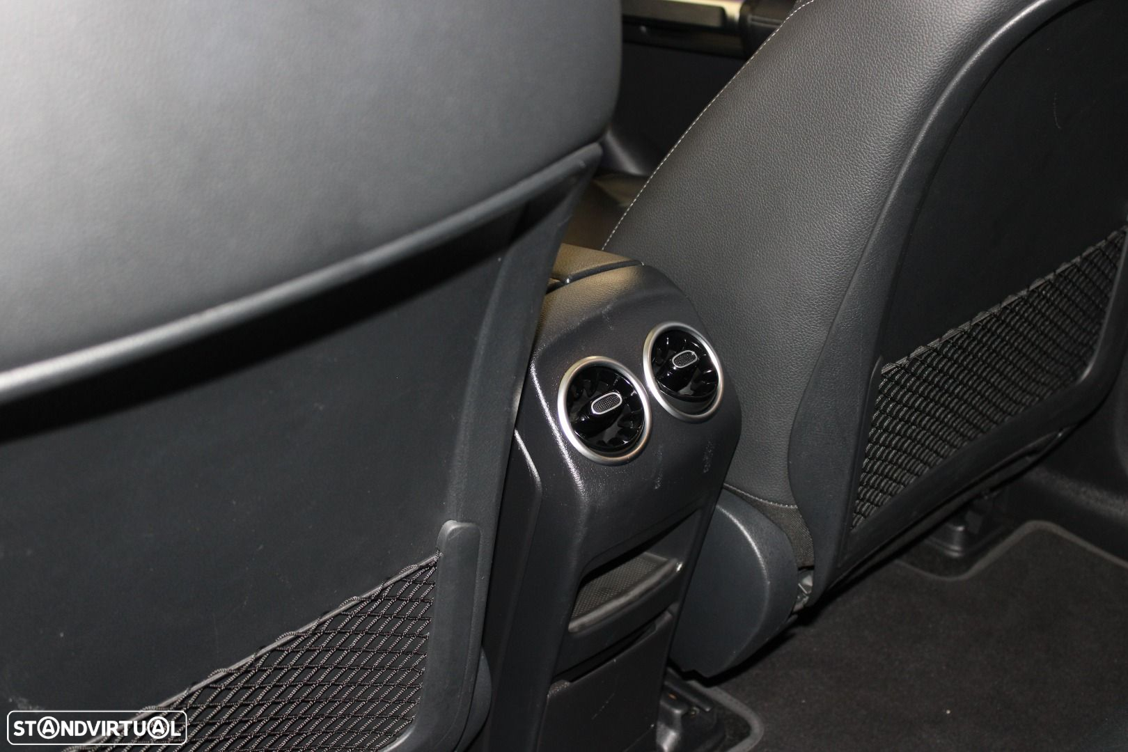Mercedes-Benz EQB 350 4Matic AMG Line - 35
