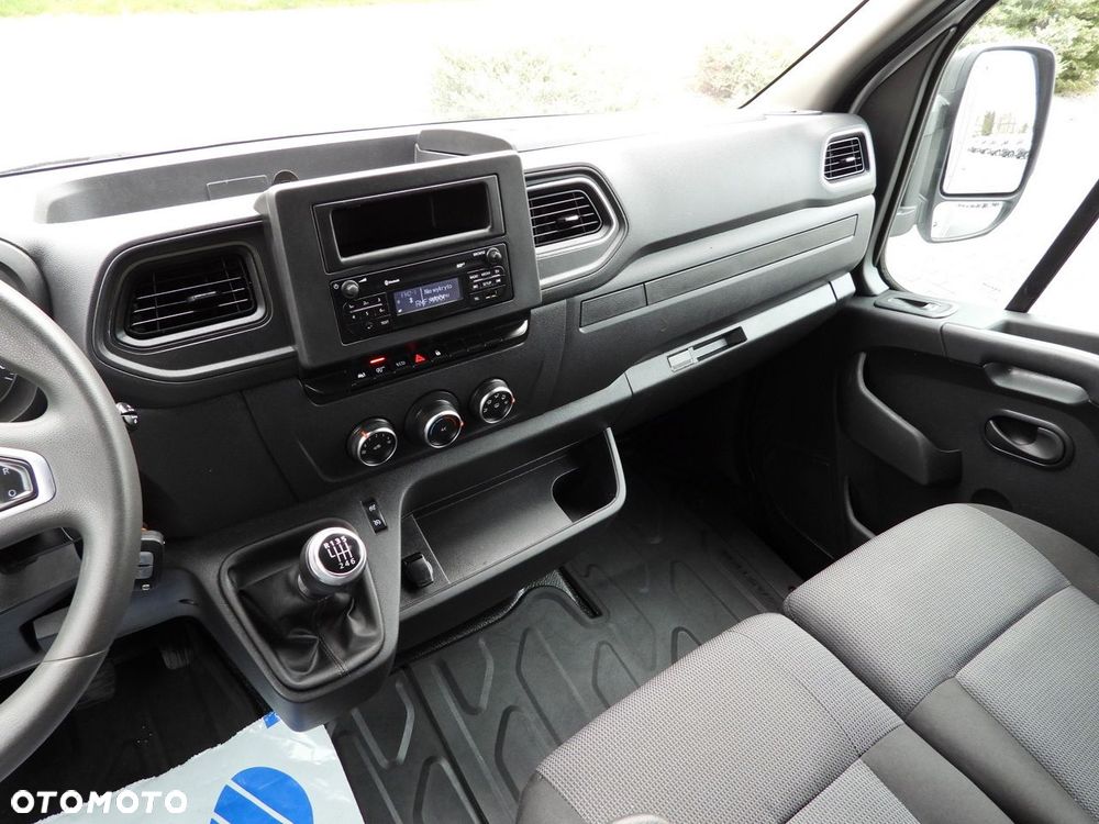 Renault MASTER  PLANDEKA 10 PALET WEBASTO TEMPOMAT LEDY PNEUMATYKA KLIMATYZACJA  165KM - 33