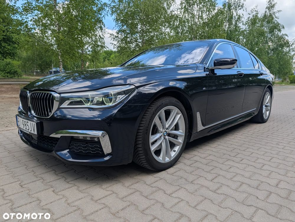 BMW Seria 7 740i - 2