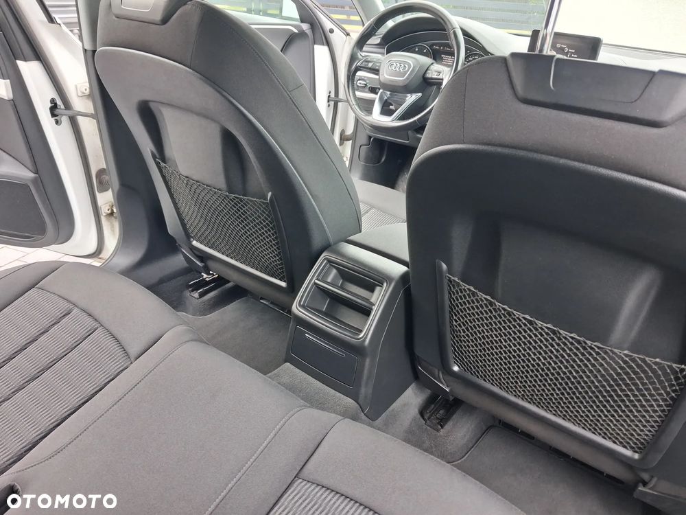 Audi A4 Avant 2.0 TDI - 19