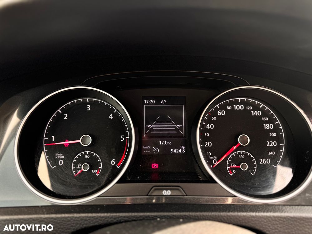 Volkswagen Golf 1.6 TDI Comfortline - 11