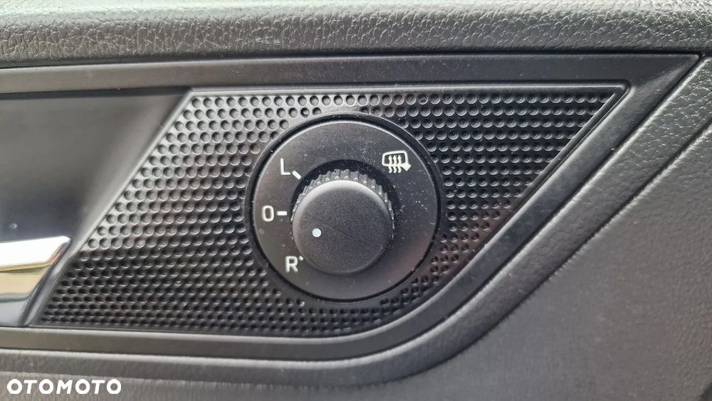 Skoda RAPID 1.0 TSI Ambition - 15