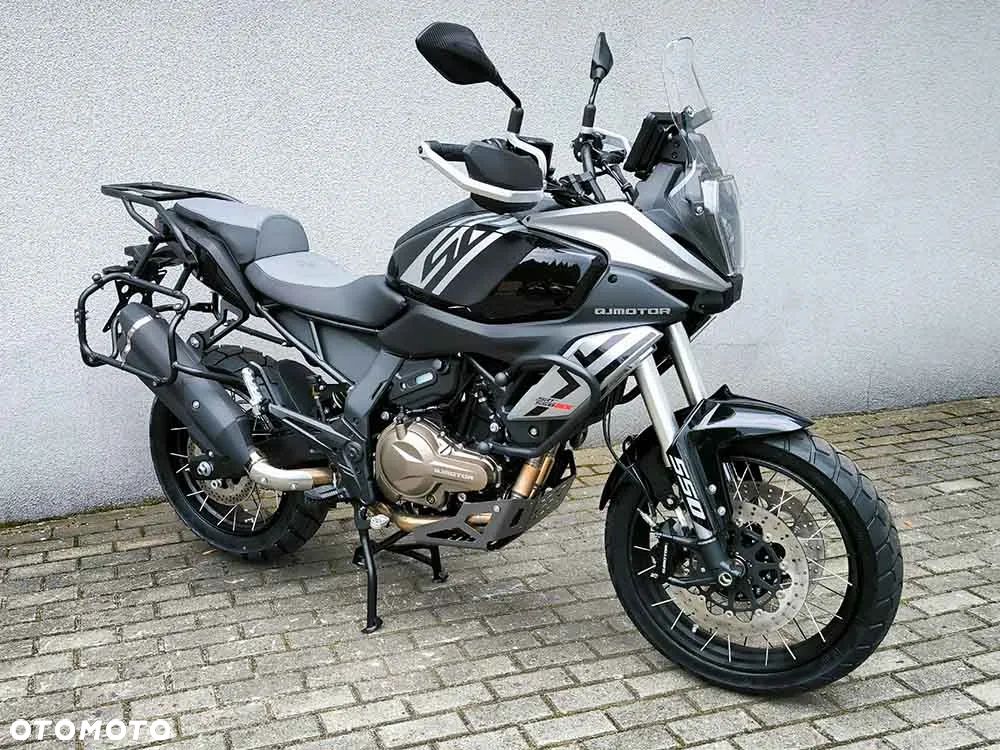 QJMOTOR SRT 600SX - 6