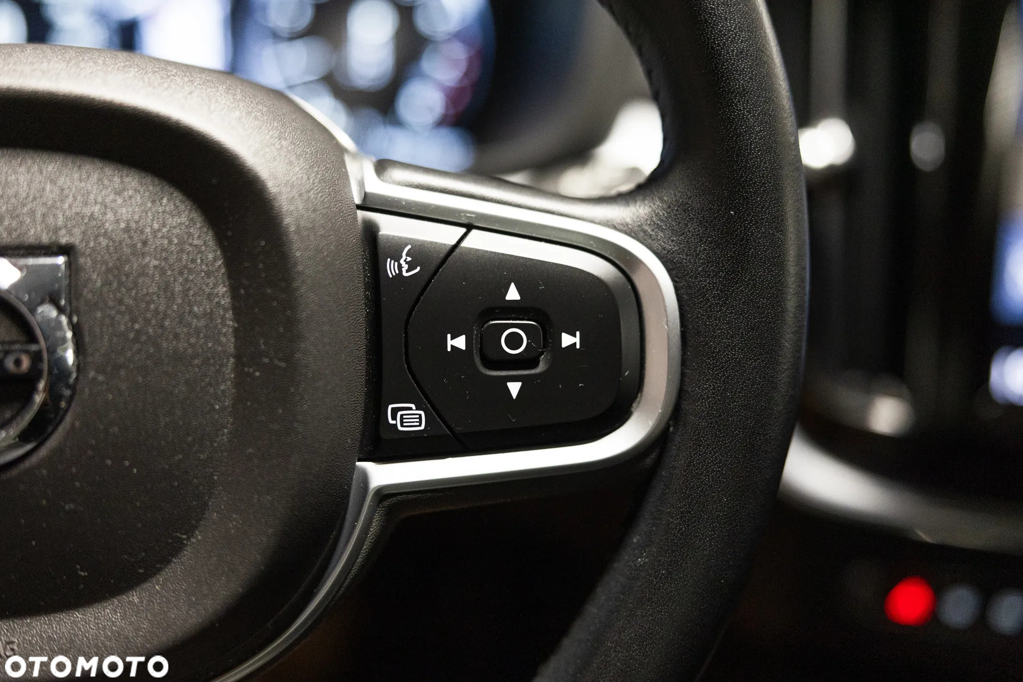 Volvo XC 60 B5 B AWD Ultimate Black Edition - 29