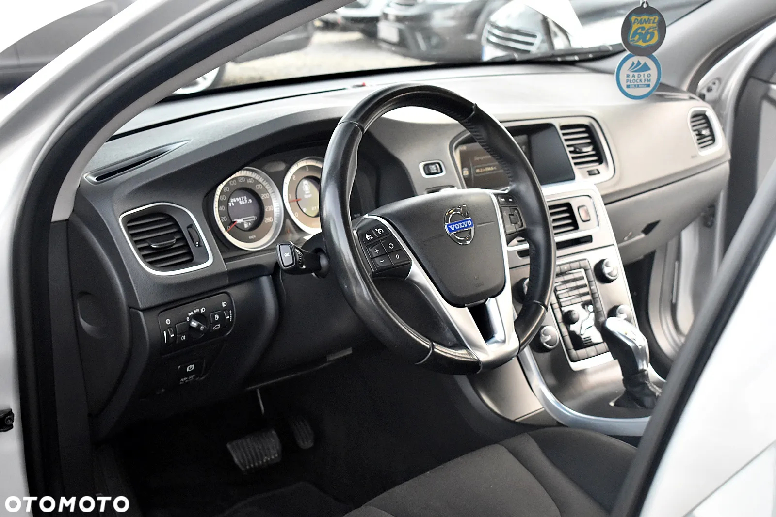 Volvo V60 D3 Geartronic Momentum - 15