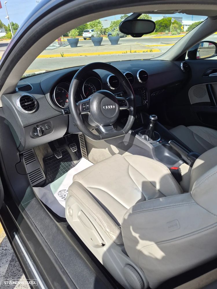 Audi TT Coupé 2.0 TDI quattro - 14