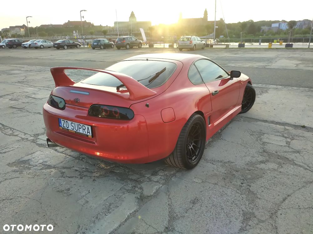 Toyota Supra - 13