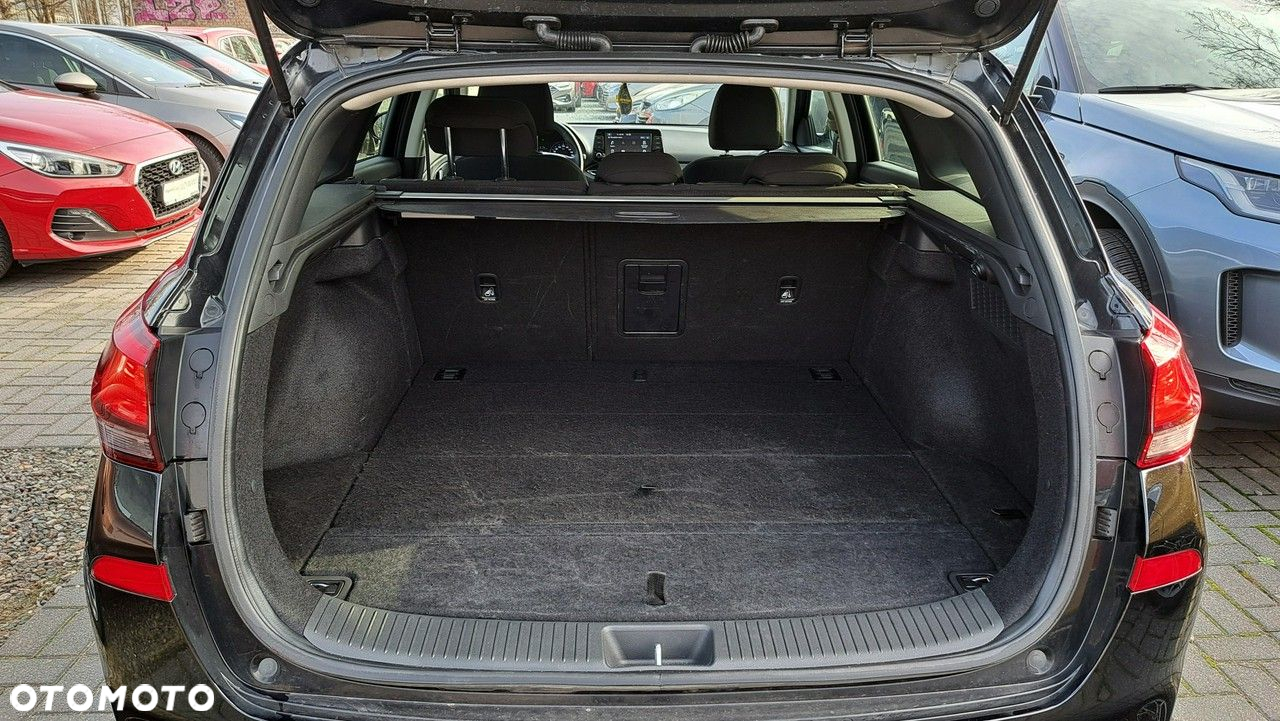 Hyundai i30 - 30