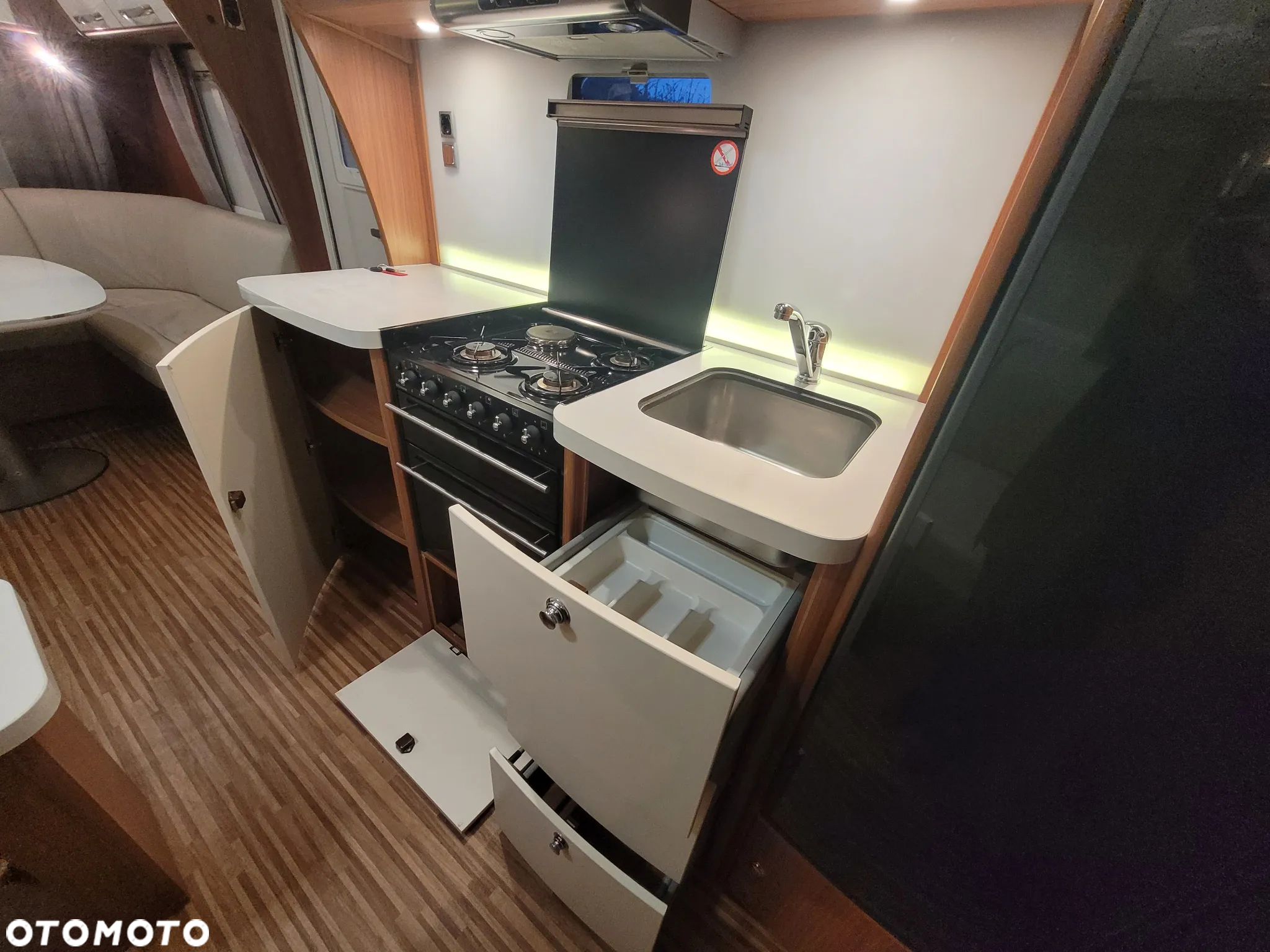 Adria Alpina 743UP zimowa ALDE, klimatyzacja,  przedsionek Isabella Penta - 19