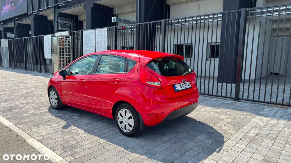 Ford Fiesta 1.25 Ambiente - 25
