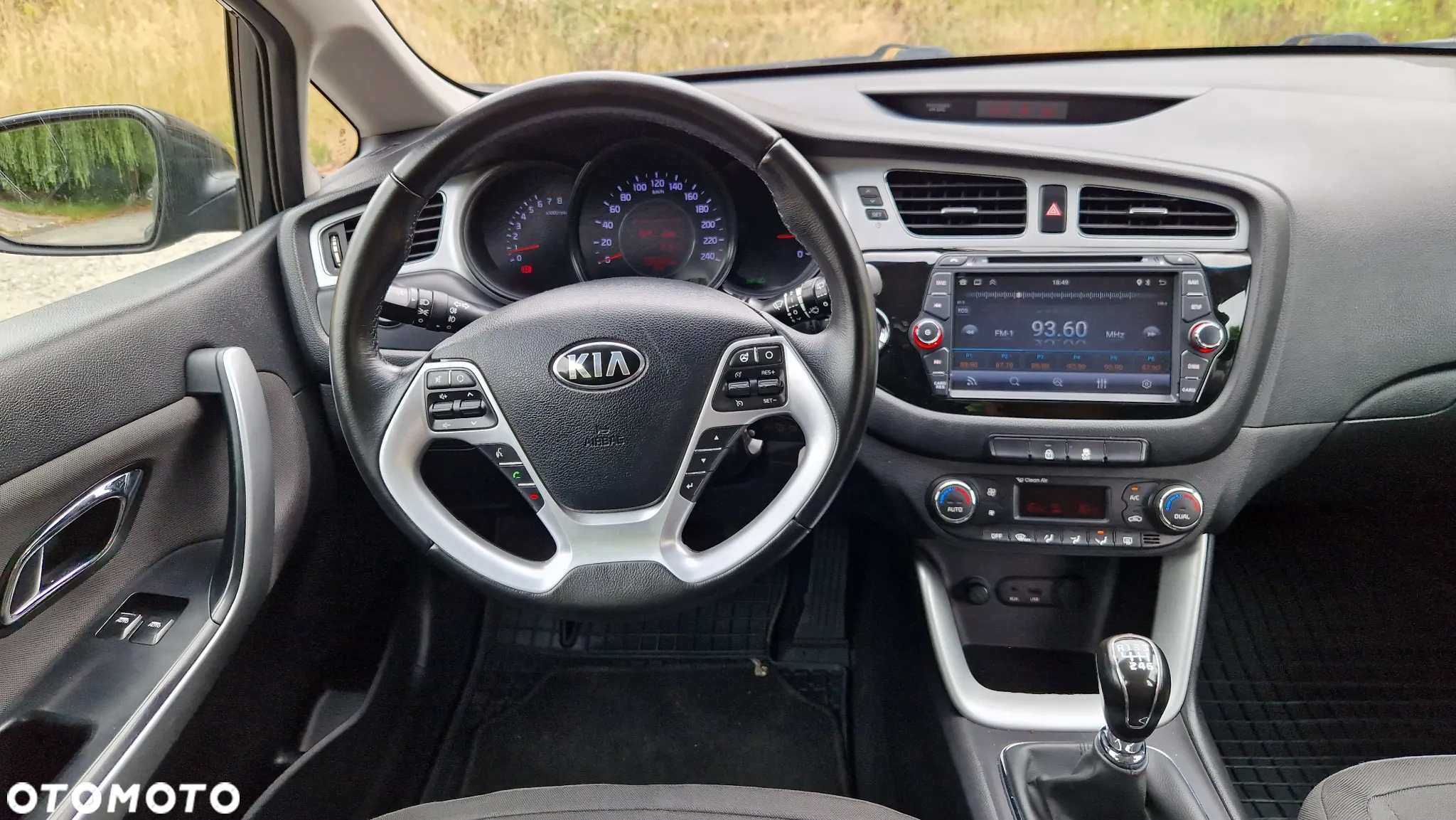 Kia Ceed 1.6 GDI Platinum Edition - 33