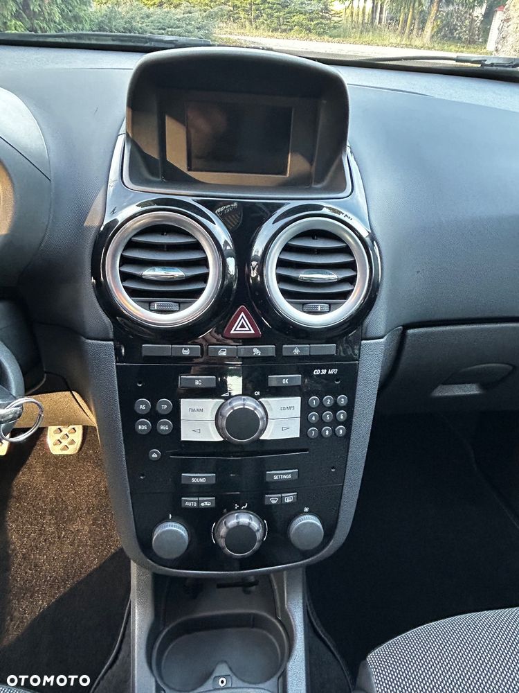 Opel Corsa 1.6 Turbo OPC - 14