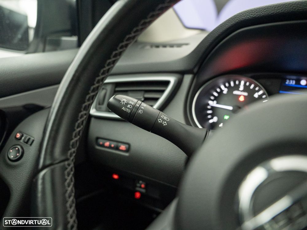 Nissan Qashqai 1.5 dCi N-Connecta - 20