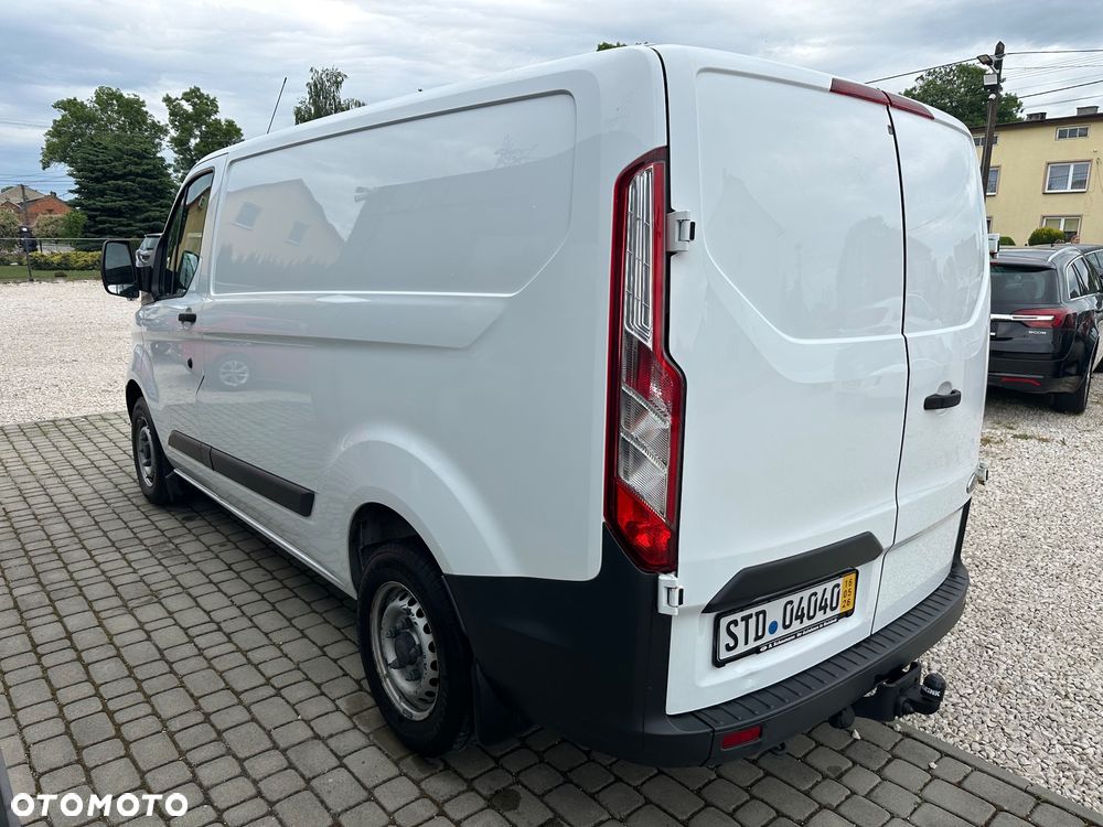 Ford TRANSIT CUSTOM - 4