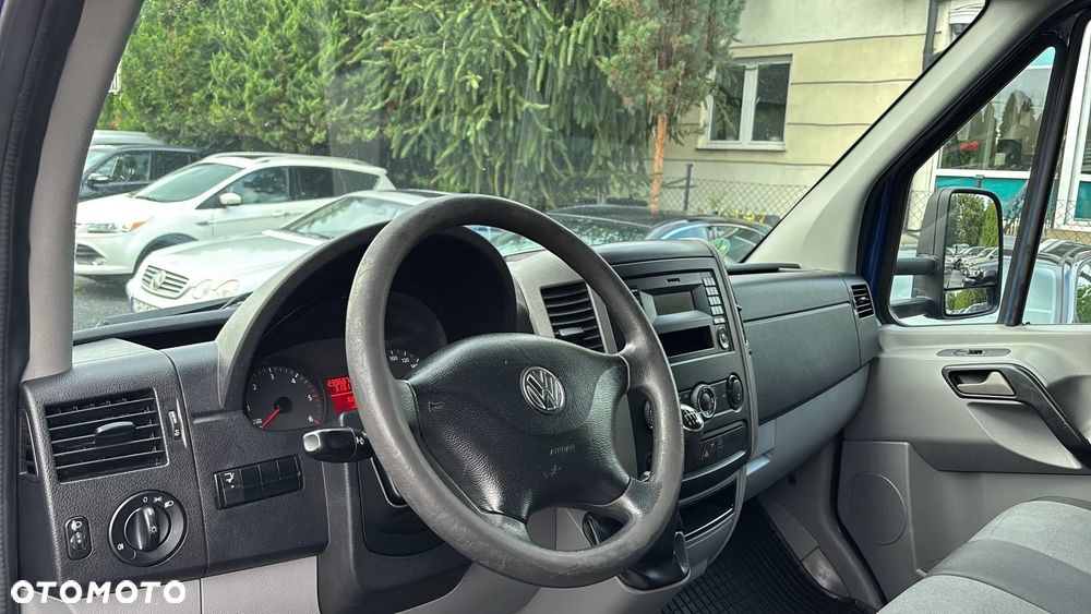Volkswagen Crafter - 11