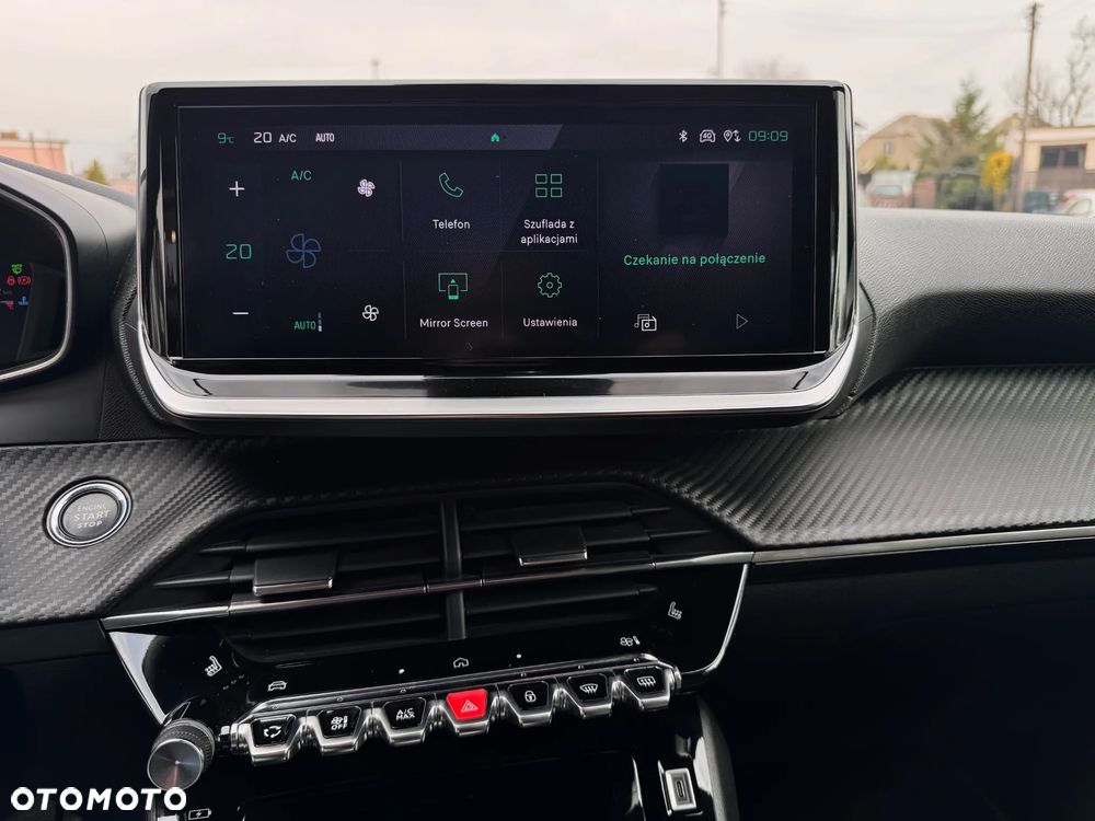 Peugeot 2008 PureTech 130 Allure S&S EAT8 - 20