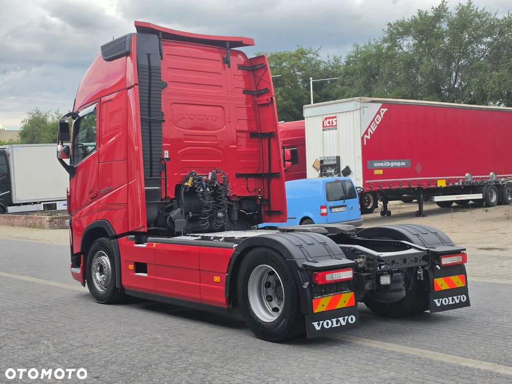 Volvo FH 460 / STANDARD / XXL / i SAVE / EURO 6/ GLOBETROTTER/ / AUTOMAT/SERVIS /2019/ KAMERA/ SKÓRY /PERFEKCYJNY STAN / ZABUDOWY  MIĘDZYOSIOWE/ - 22