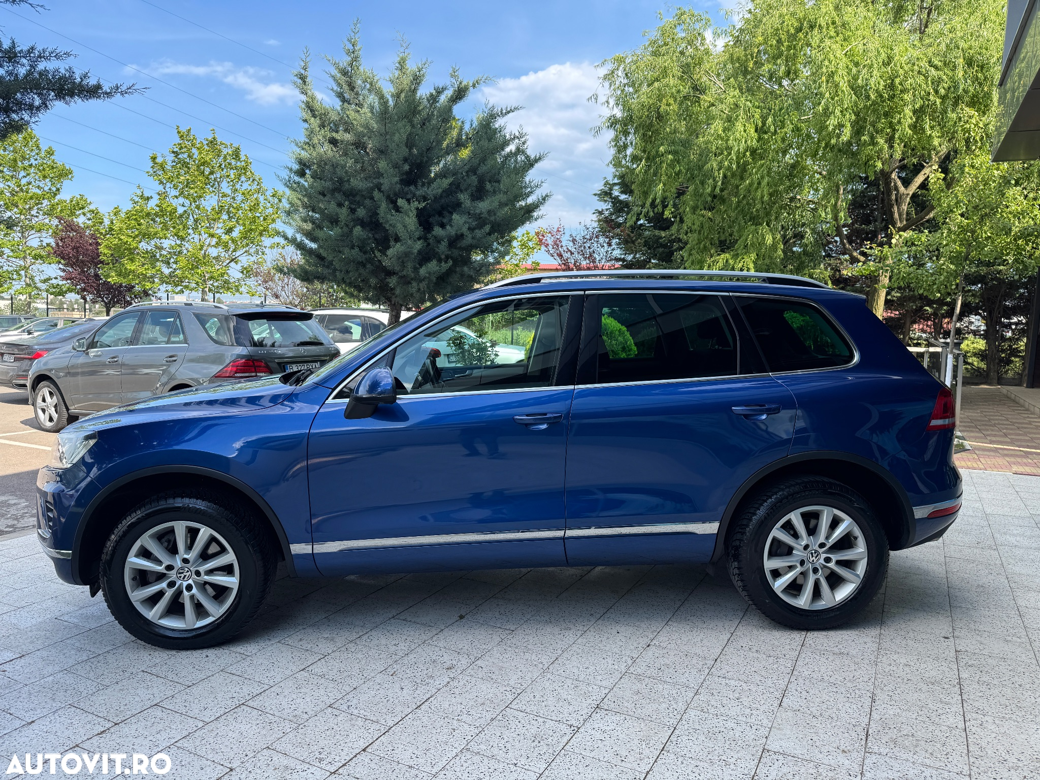 Volkswagen Touareg - 18