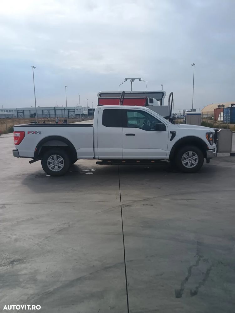 Ford F 150 XLT - 12