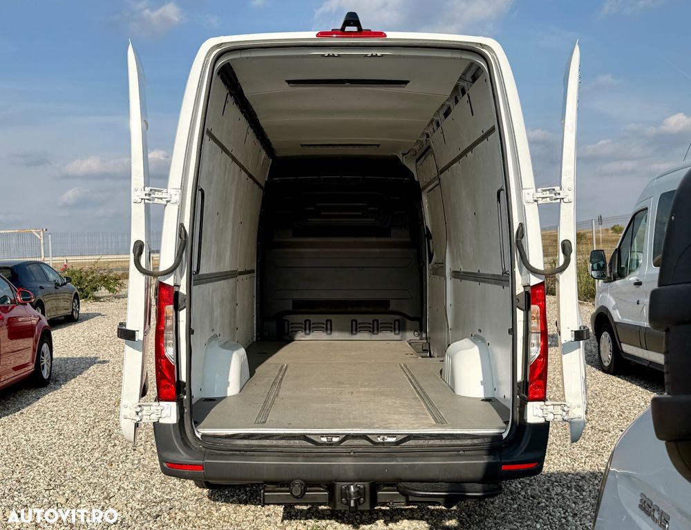 Mercedes-Benz SPRINTER 317 CDI - 24