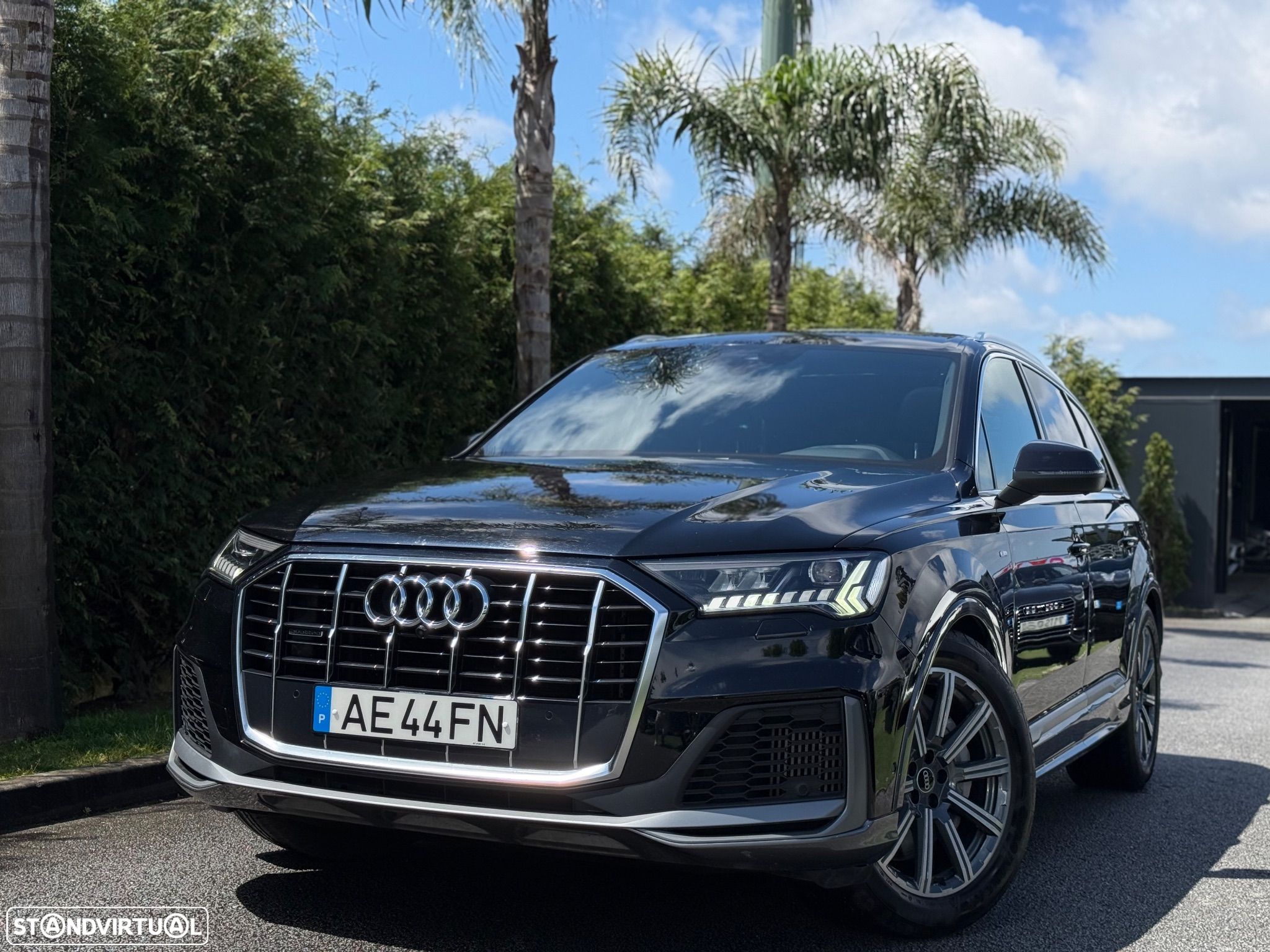 Audi Q7 55 TFSIe quattro S line Tiptronic - 1