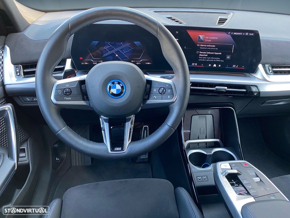 BMW iX2 eDrive20 Pack Desportivo M Pro - 5
