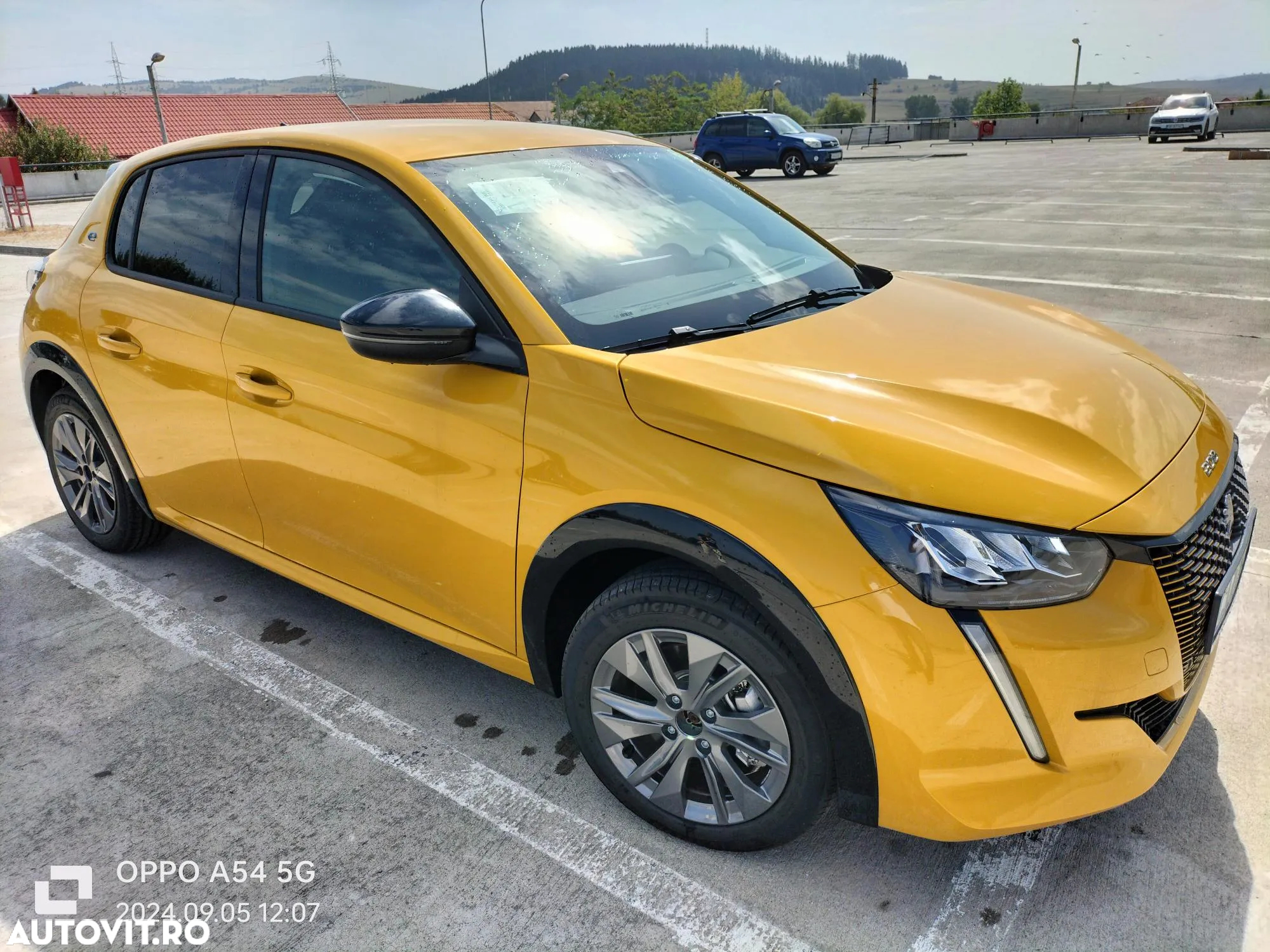 Peugeot 208 e-208 Allure - 7