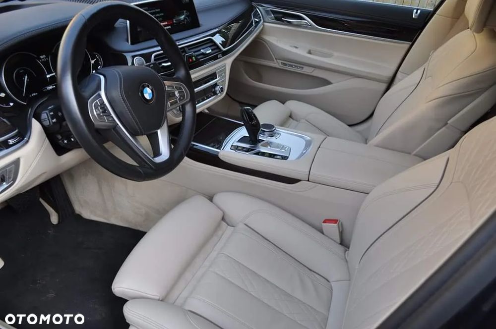 BMW Seria 7 - 15