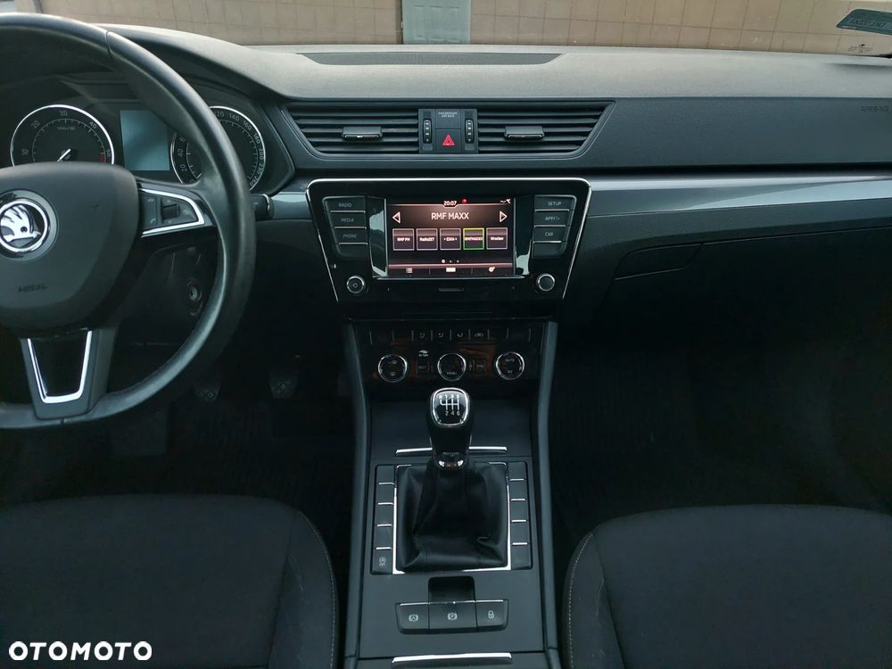 Skoda Superb 1.6 TDI Active - 34