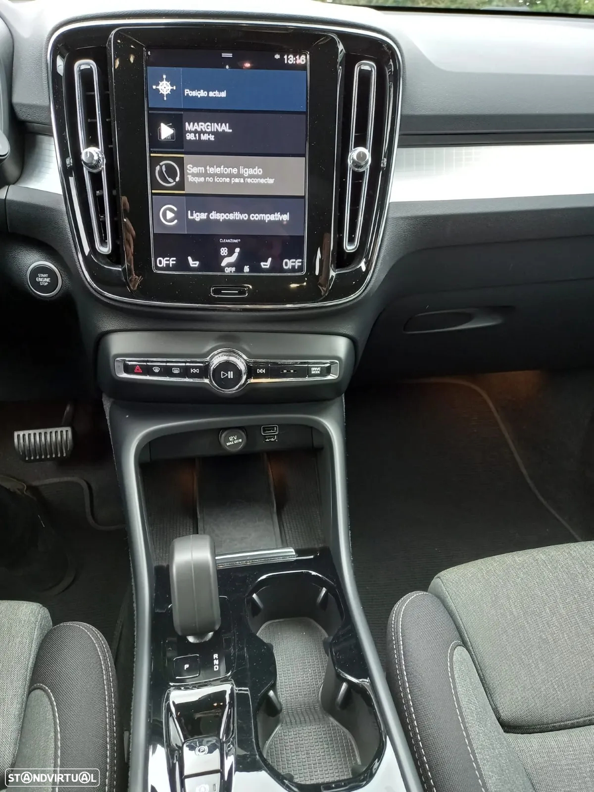 Volvo XC 40 1.5 T5 PHEV Plus Dark - 4