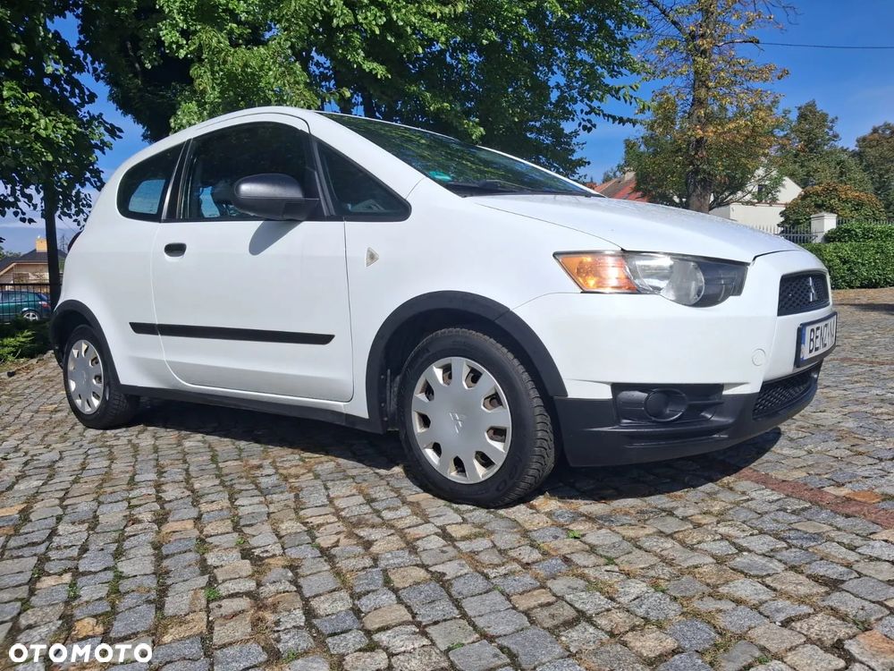 Mitsubishi Colt - 23