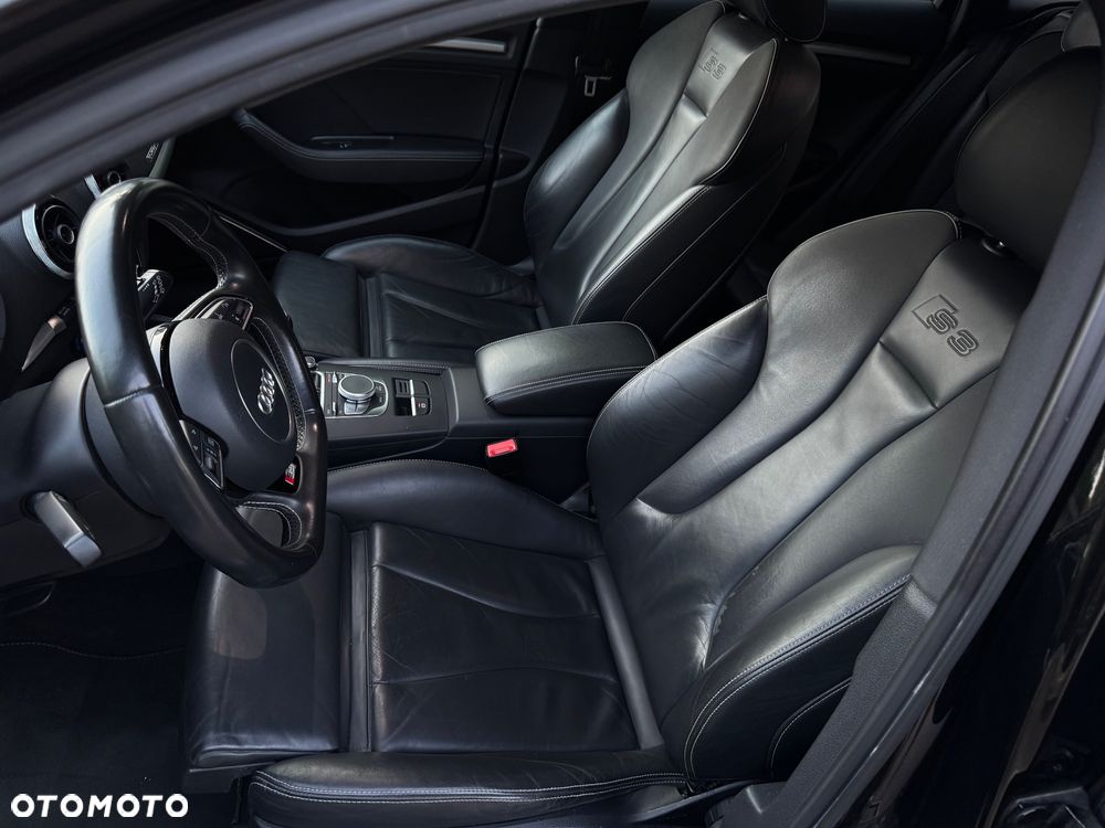 Audi S3 Sportback - 11