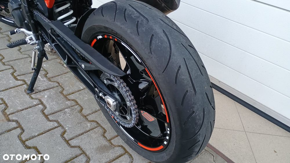 KTM Duke - 20