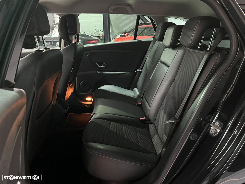 Renault Mégane Sport Tourer 1.5 dCi GT Line SS - 13