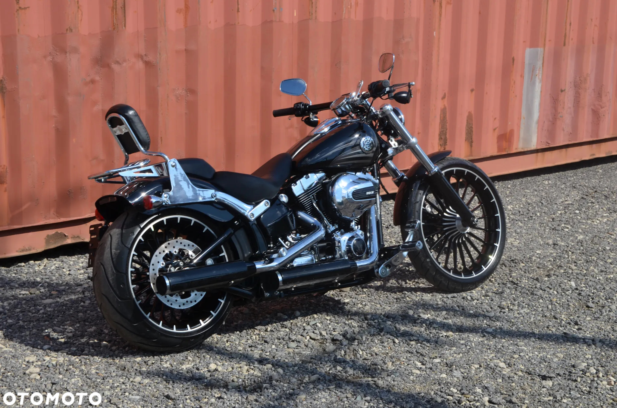 Harley-Davidson FXSB Breakout - 24