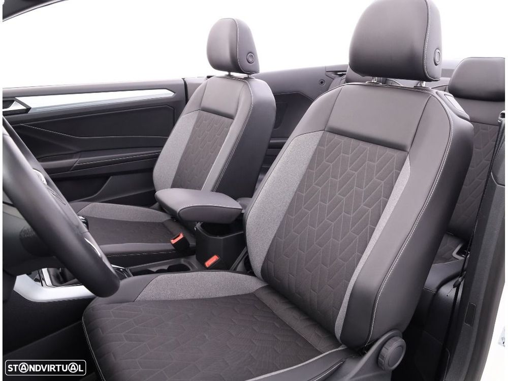 Volkswagen T-Roc Cabrio 1.0 TSI Style — fotografia 8