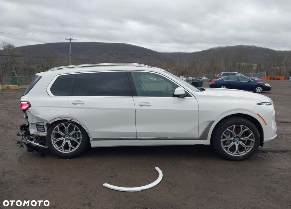 BMW X7 - 9