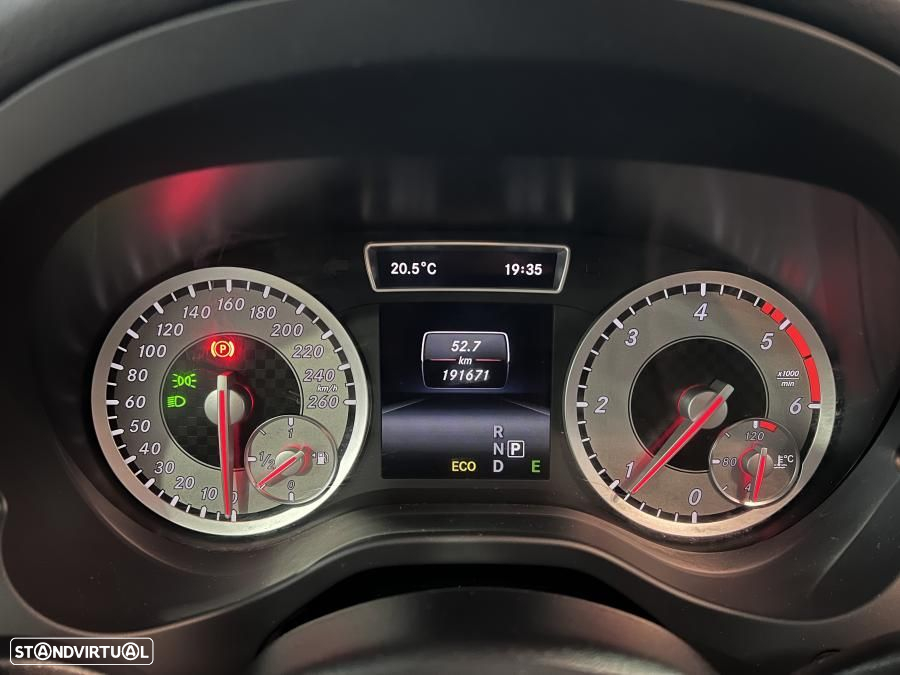 Mercedes-Benz A 180 d AMG Line Aut. - 12