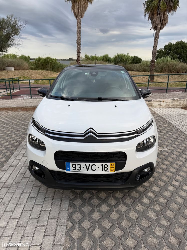Citroën C3 1.2 PureTech Shine - 1