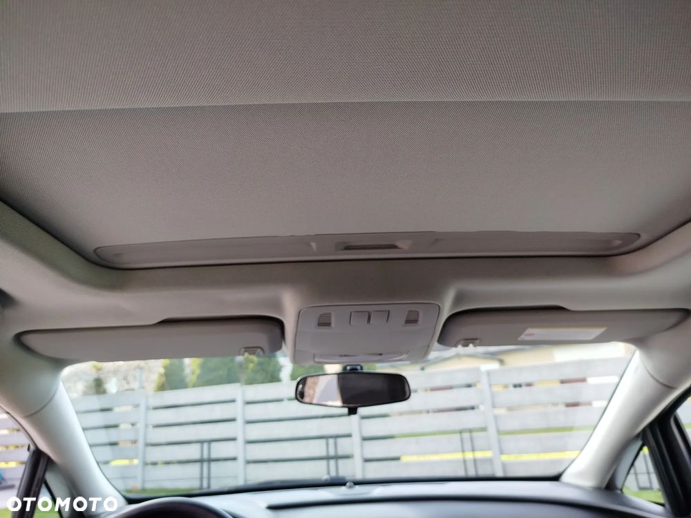 Opel Astra 1.4 Turbo 150 Jahre - 19