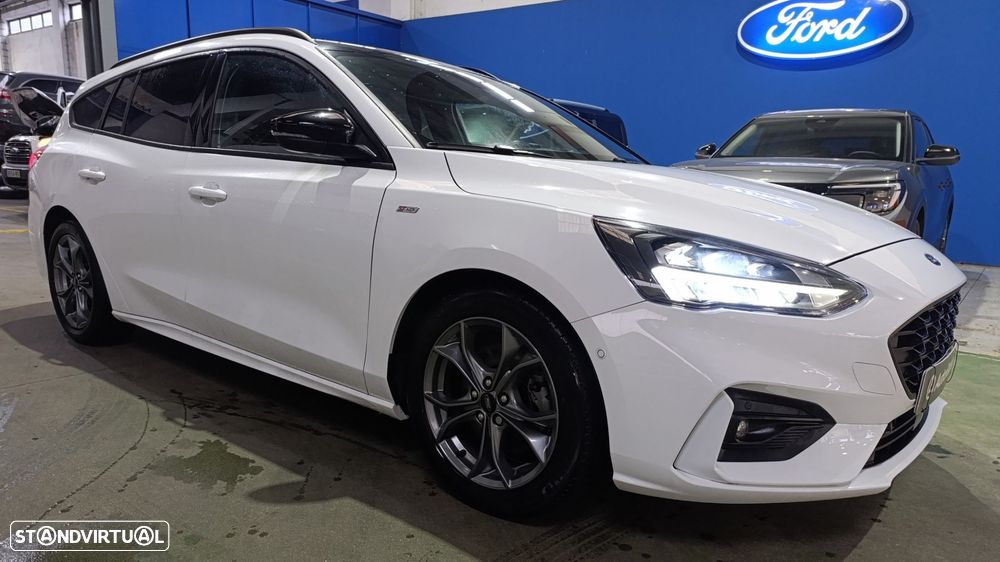 Ford Focus 1.0 EcoBoost MHEV ST-Line - 3