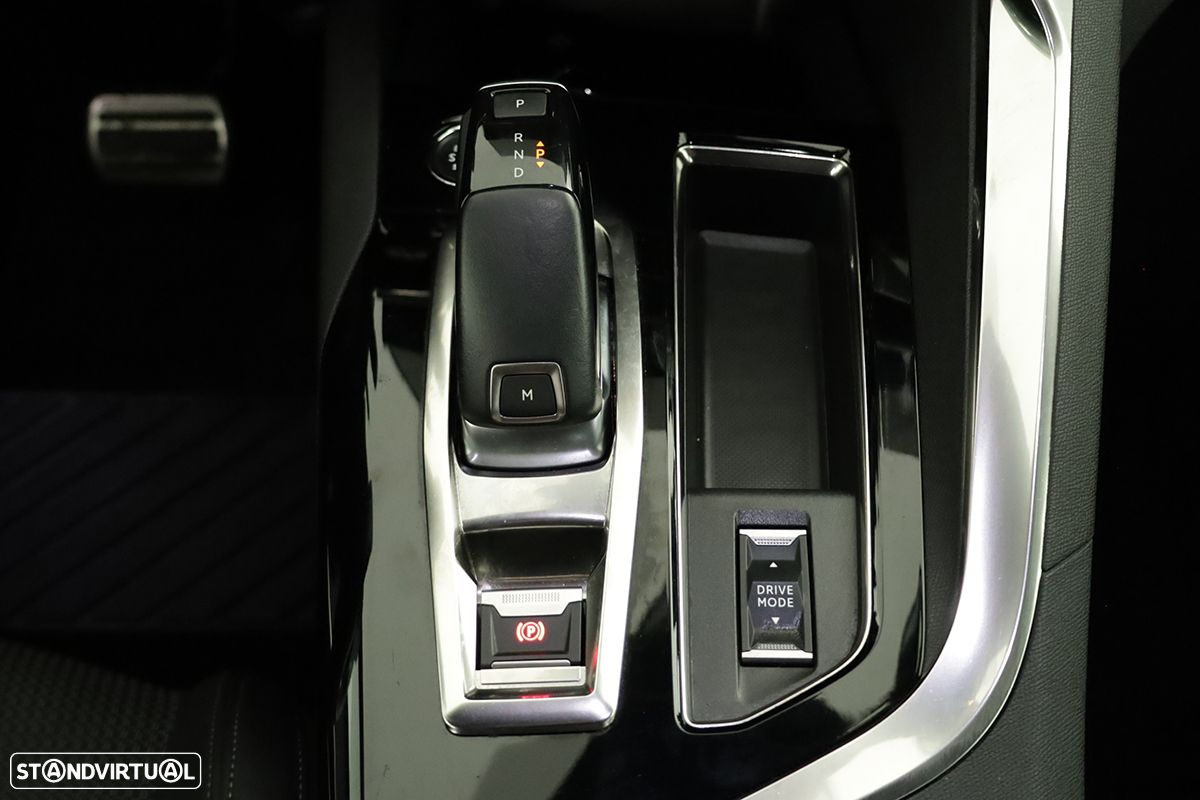Peugeot 3008 1.2 PureTech GT EAT8 - 14