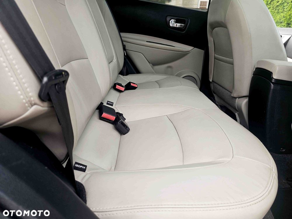 Nissan Qashqai 2.0 Tekna Premium CVT - 22