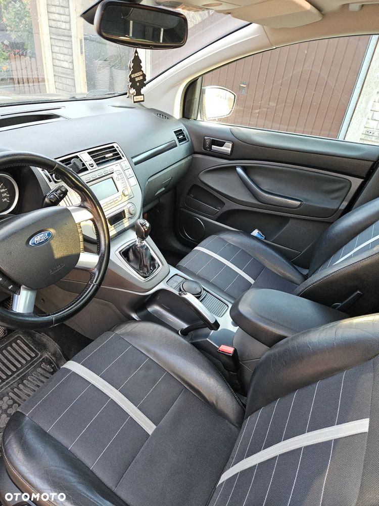 Ford Kuga 2.0 TDCi Titanium - 20