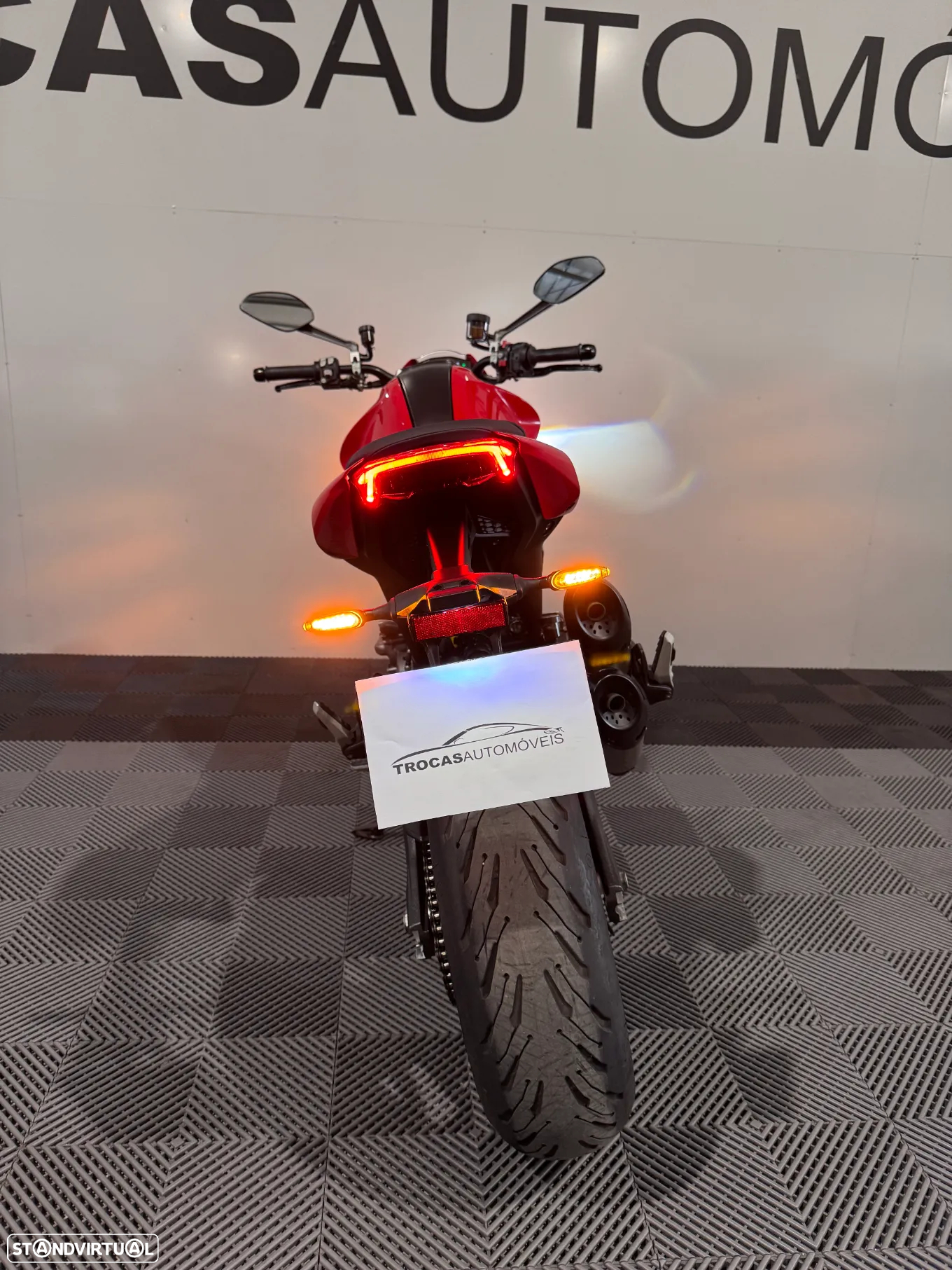 Ducati Monster 937 - 33