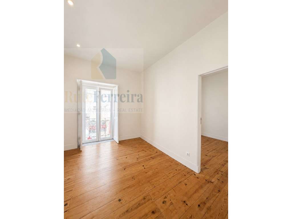 Apartamento T3 - Centro de Mafra - Grande imagem: 2/26