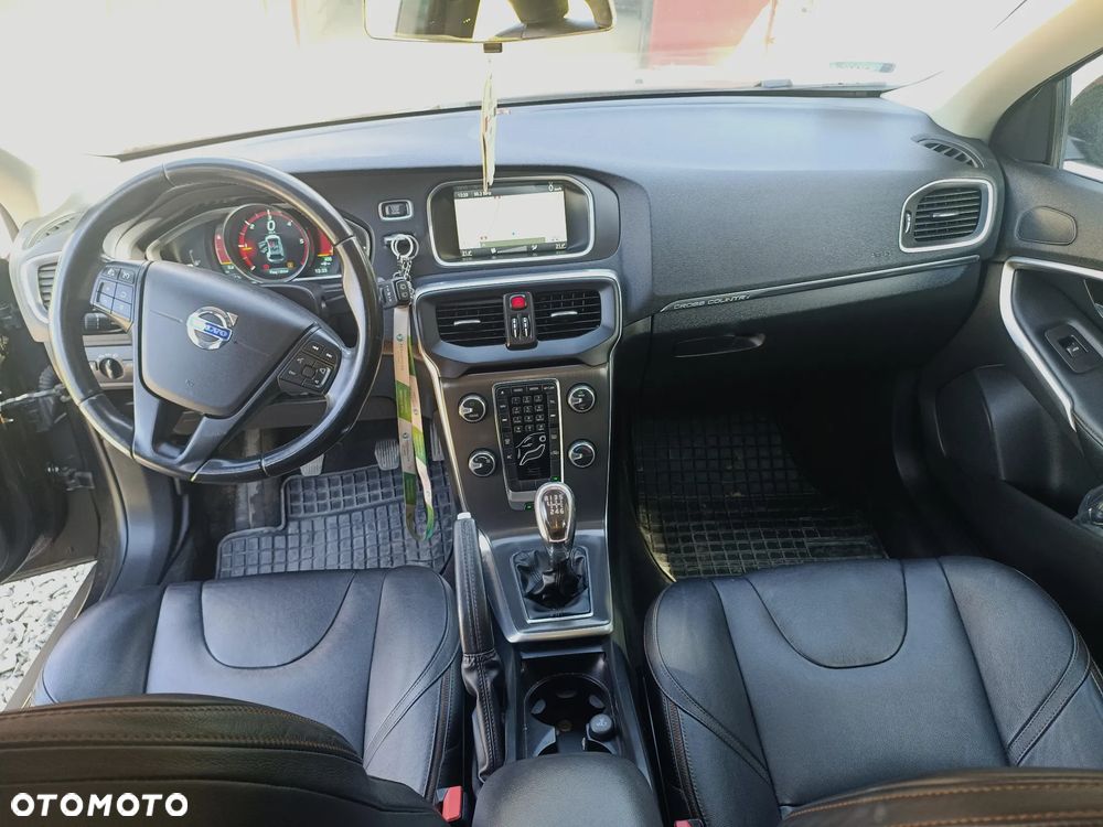 Volvo V40 Cross Country D2 Kinetic - 9