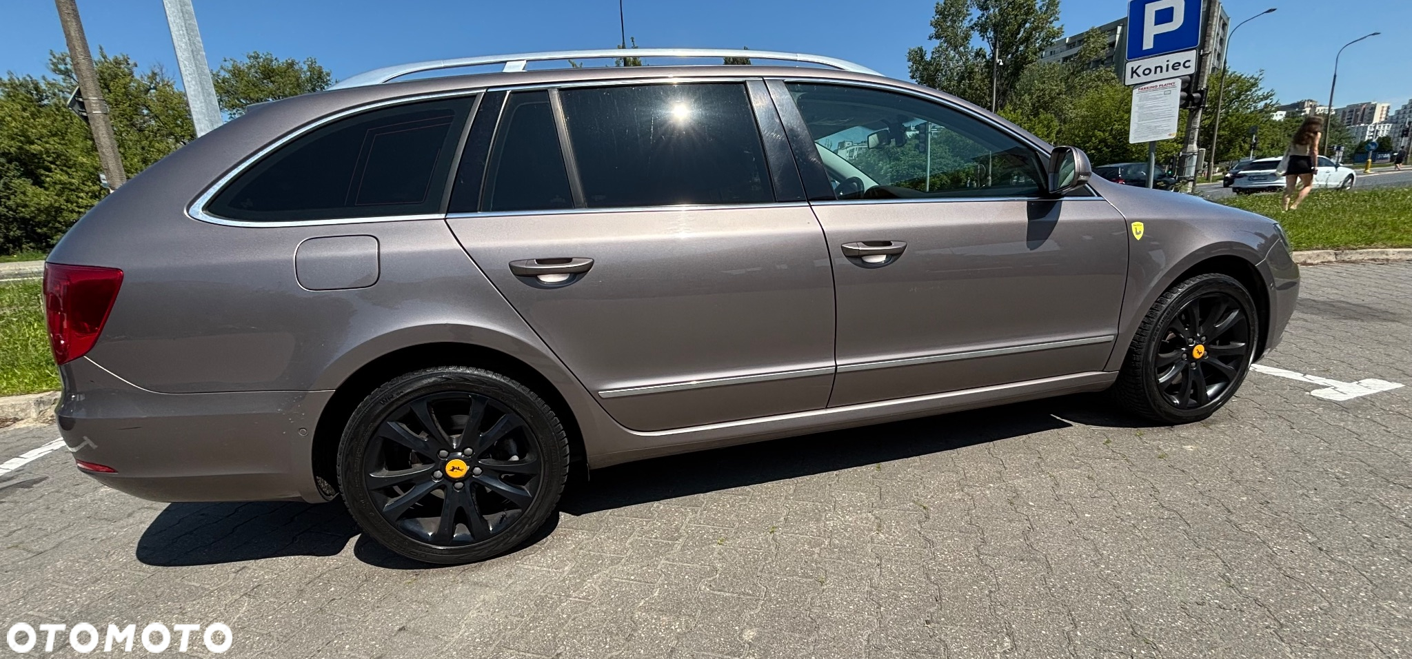 Skoda Superb 2.0 TDI Elegance DSG - 19