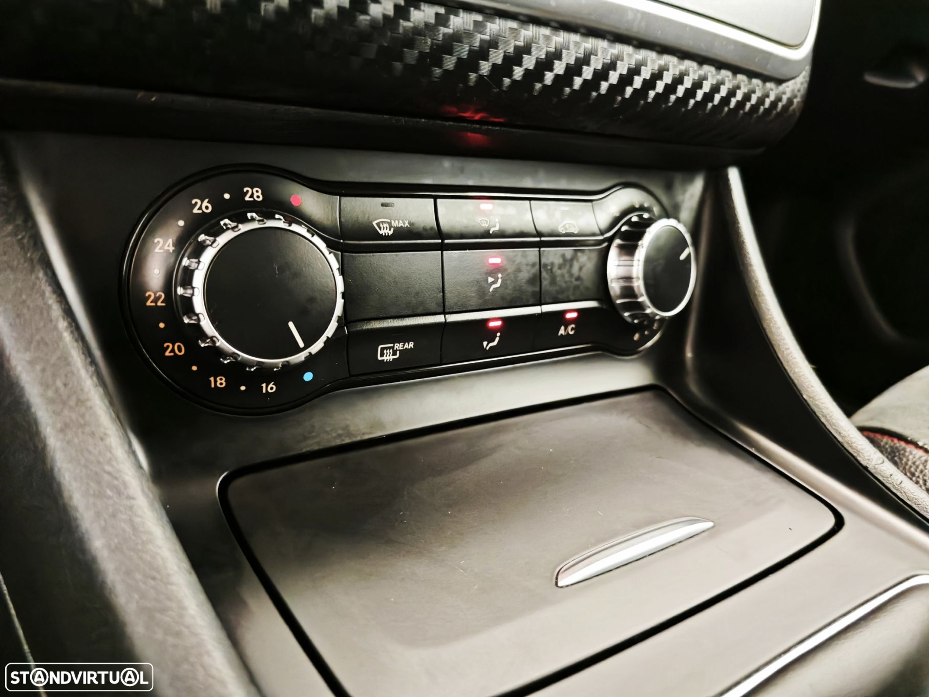 Mercedes-Benz A 180 (BlueEFFICIENCY) AMG Sport - 40